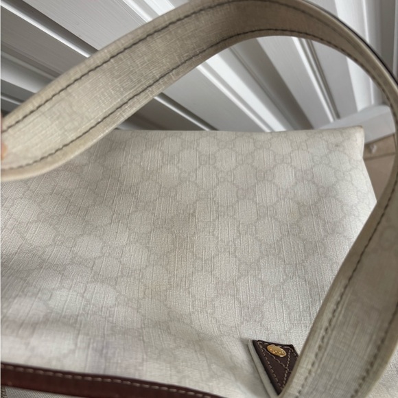 Authentic Gucci white tote - Picture 6 of 11